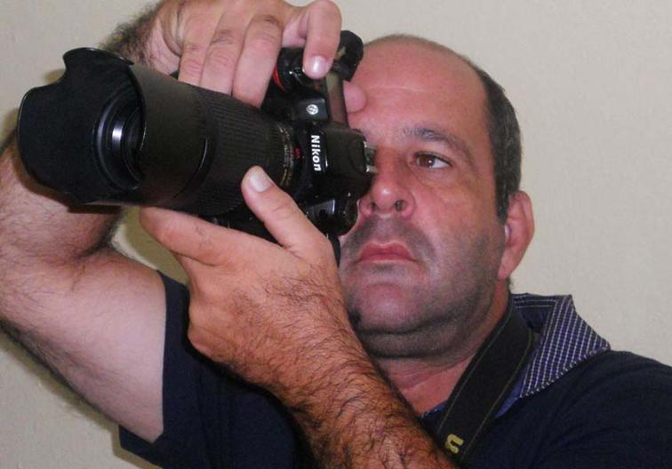 Preso suspeito pela morte do fotógrafo Walgney Carvalho (foto) e do radialista Rodrigo Neto, assassinados da região do Vale do Aço, Minas Gerais. (Crédito: Reprodução). 
