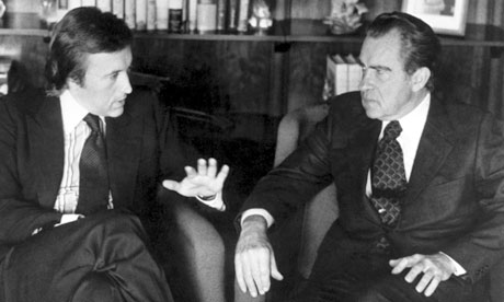 David  Frost e Richard Nixon durante as entrevistas realizadas em 1977 (Crédito: AFP)