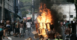 Protesto moradores do Morro da Congonha 